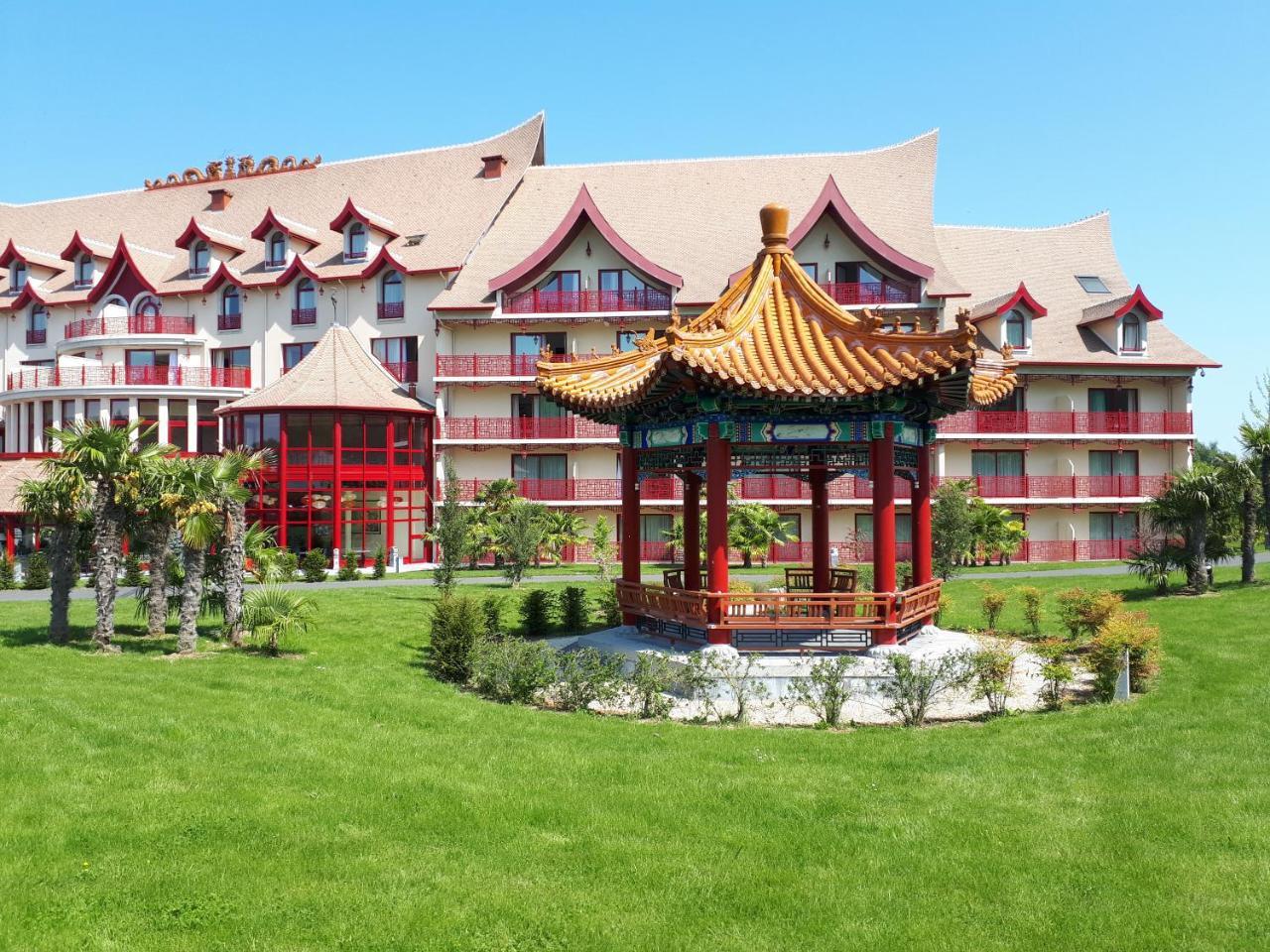 Les Pagodes De Beauval Hotel Saint-Aignan  Exterior photo